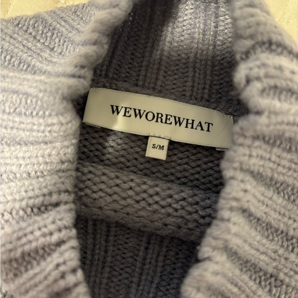 WeWoreWhat Oversized Lavender/Blue Mockneck Sweater - Picture 3 of 6